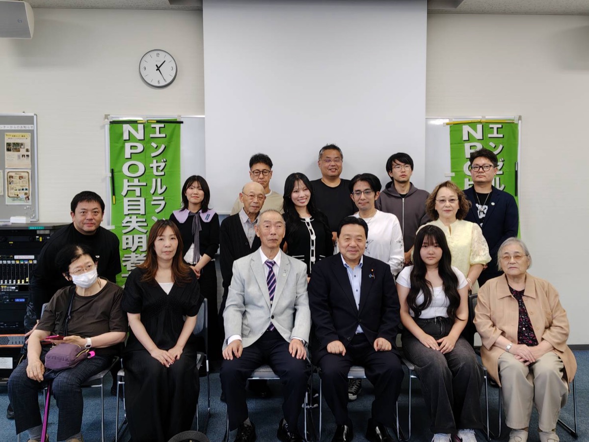北海道支部交流会の参加者集合写真